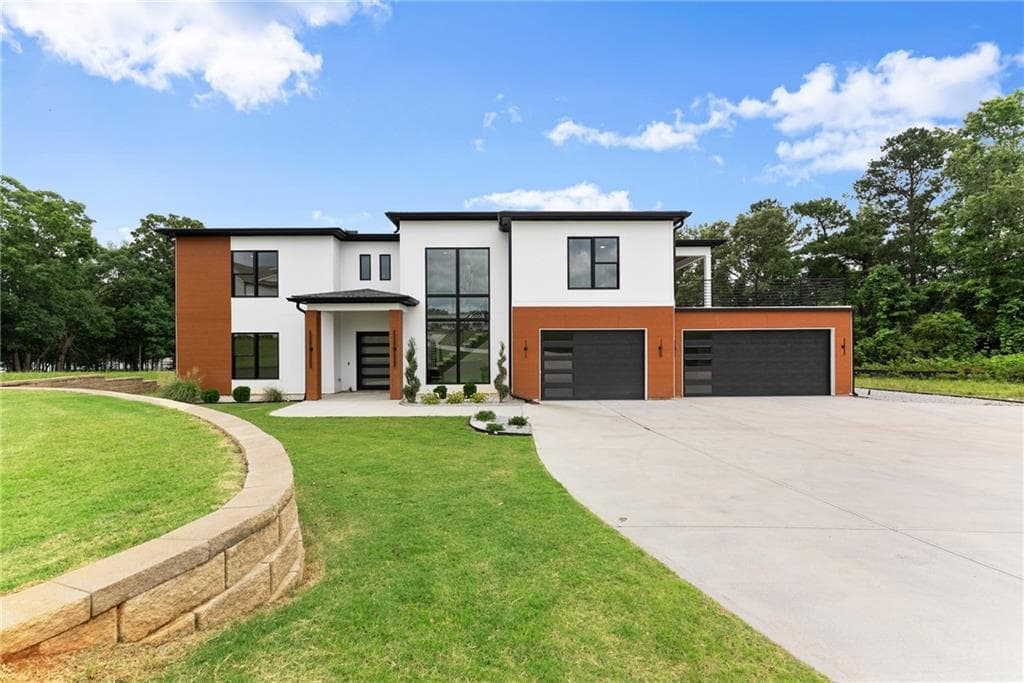 151 South Pointe Drive, Hartwell, GA 30643 — most recent listing photo