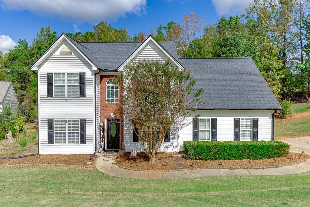 4693 Devencrest Lane, Buford, GA 30519 — most recent listing photo