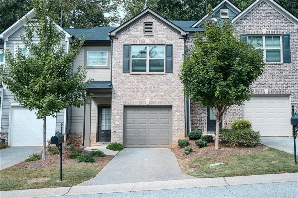 3 bedroom, 3 bathroom, 1,496 sq ft townhouse sold at 3177 MEADOWSTONE Lane, Atlanta, GA 30331