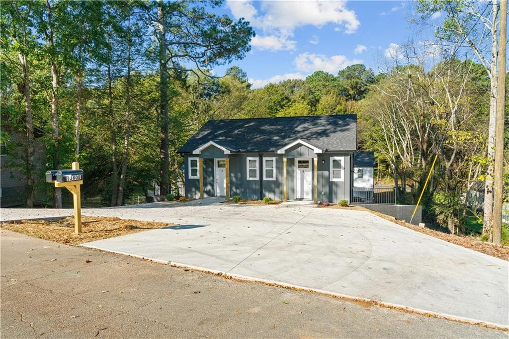 duplex sold at 1380 Lida Street, Dalton, GA 30720