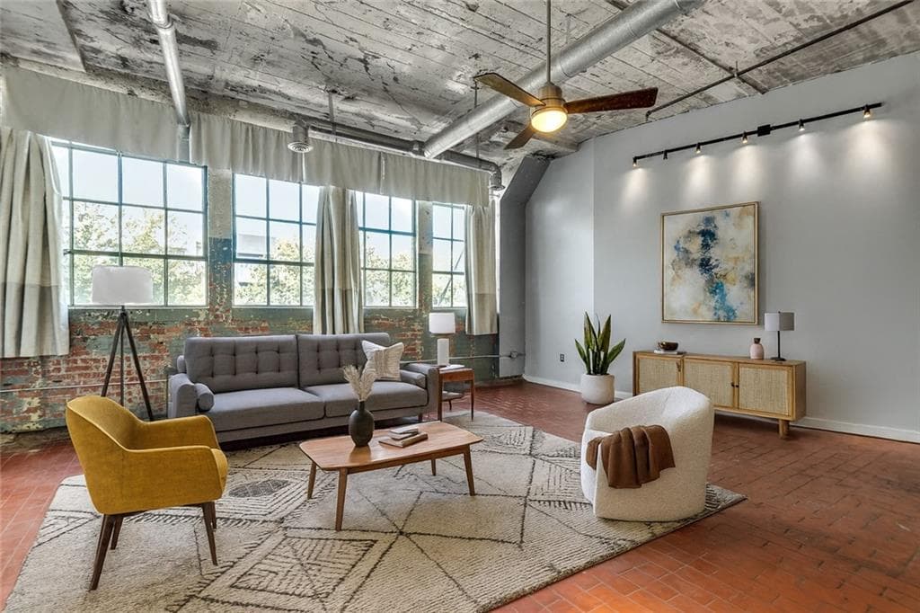 881 Memorial Drive 209, Atlanta, GA 30316 — most recent listing photo