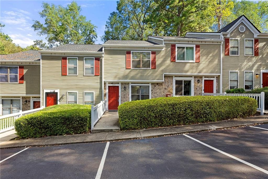 3425 September Morn, Peachtree Corners, GA 30092 — most recent listing photo