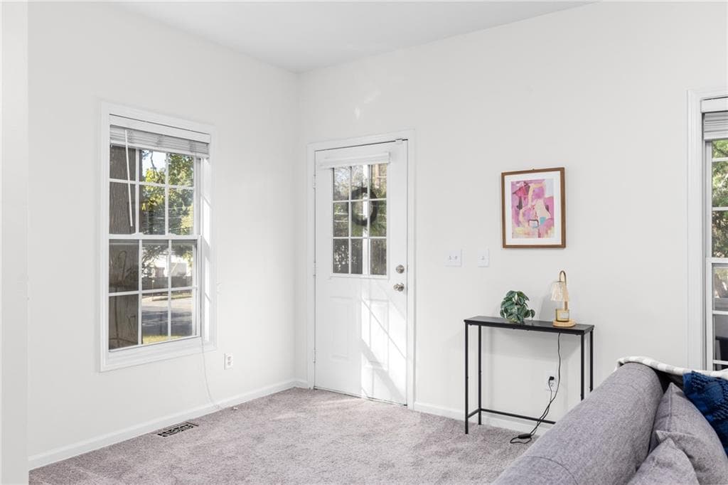 3 bedroom, 3 bathroom, 1,728 sq ft single family residence for sale at 118 Whitefoord Avenue, Atlanta, GA 30317 — photo 7
