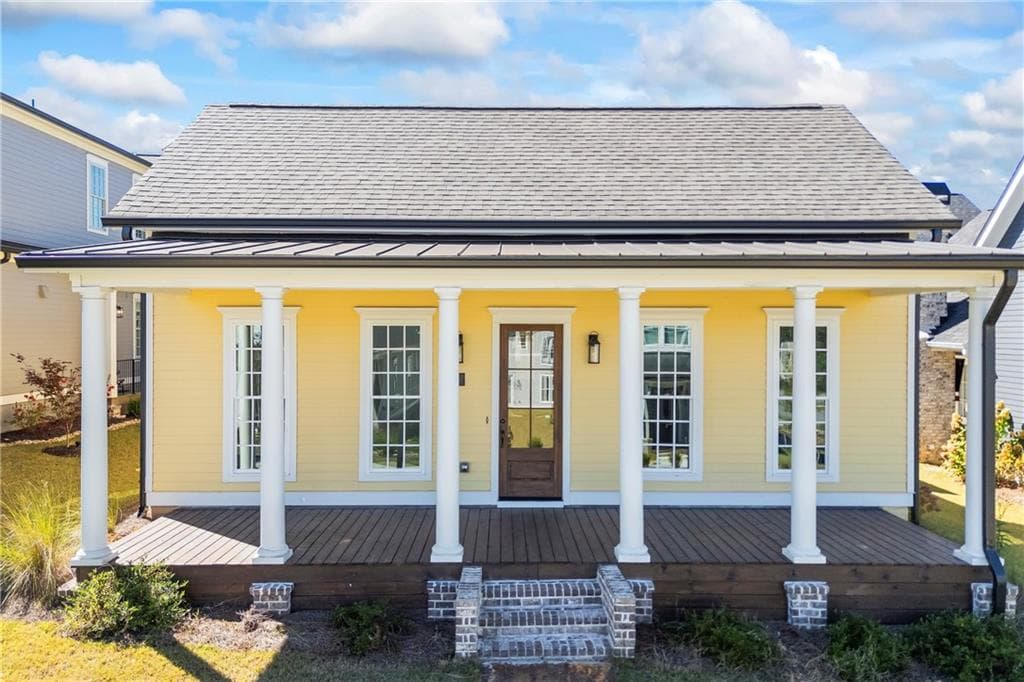 3 bedroom, 3 bathroom, 1,809 sq ft single family residence sold at 929 Hilltop Park Court, Dacula, GA 30019