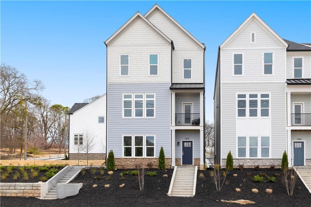 4 bedroom, 4 bathroom, 2,742 sq ft single family residence sold at 1452 Obie Avenue, Atlanta, GA 30315