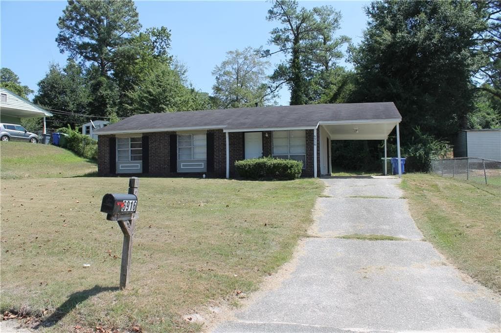 6916 Bradshaw Drive, Columbus, GA 31907 — most recent listing photo