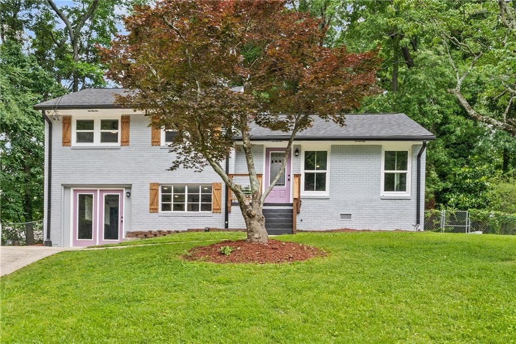 4 bedroom, 2 bathroom, 1,650 sq ft single family residence sold at 3034 Barksdale Circle, Atlanta, GA 30344