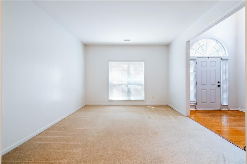 4 bedroom, 3 bathroom, 2,718 sq ft single family residence for sale at 640 FITZGERALD Place, Atlanta, GA 30349 — photo 10