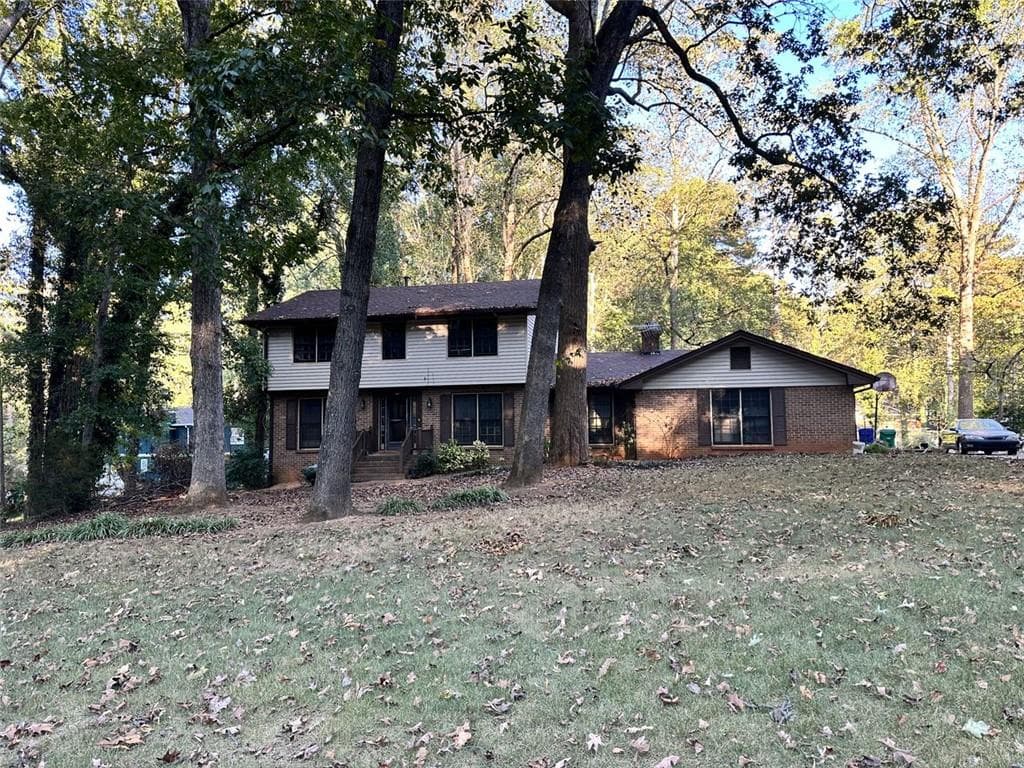648 BRALORNE Drive, Stone Mountain, GA 30087 — most recent listing photo