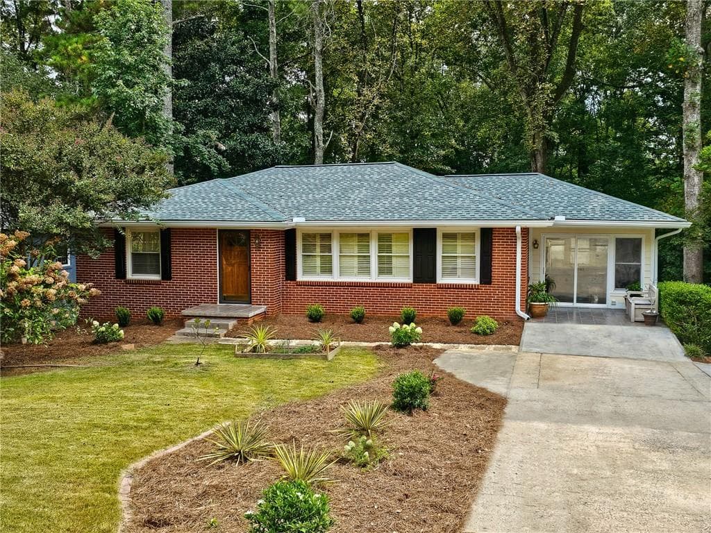 1125 Willivee Drive, Decatur, GA 30033 — most recent listing photo