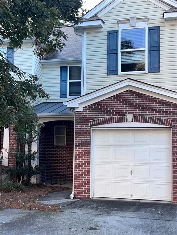 3 bedroom, 3 bathroom, 1,573 sq ft townhouse for sale at 109 Ellis Drive, Conyers, GA 30012