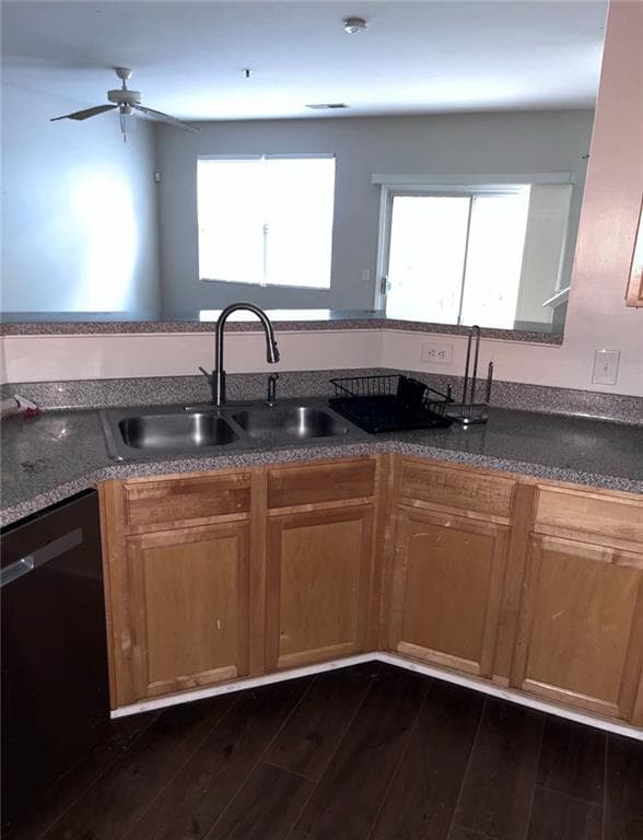 3 bedroom, 3 bathroom, 1,573 sq ft townhouse for sale at 109 Ellis Drive, Conyers, GA 30012 — photo 5