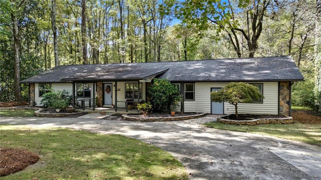 707 Sherwood Drive, Lawrenceville, GA 30046 — most recent listing photo