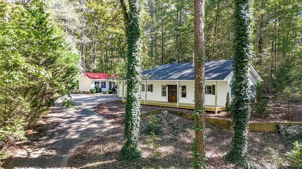 438 E Price Creek Road, Jasper, GA 30143 — most recent listing photo