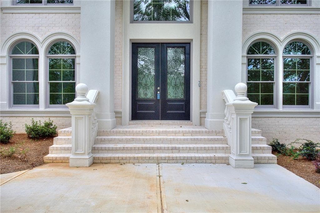 5 bedroom, 5 bathroom single family residence for sale at 2010 Fontainbleau Drive, Conyers, GA 30094 — photo 3