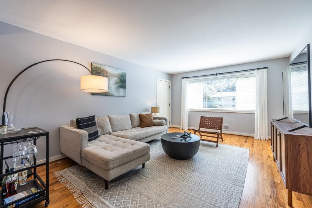 449 Clairemont Avenue J1, Decatur, GA 30030 — most recent listing photo