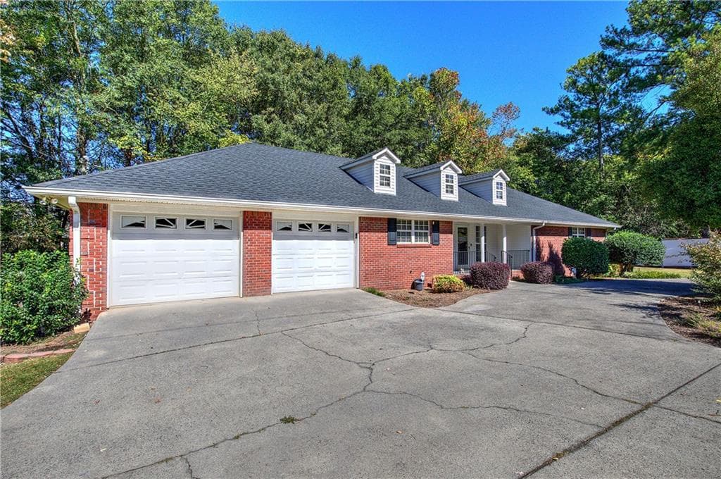9 Greenbriar Avenue, Cartersville, GA 30120 — most recent listing photo