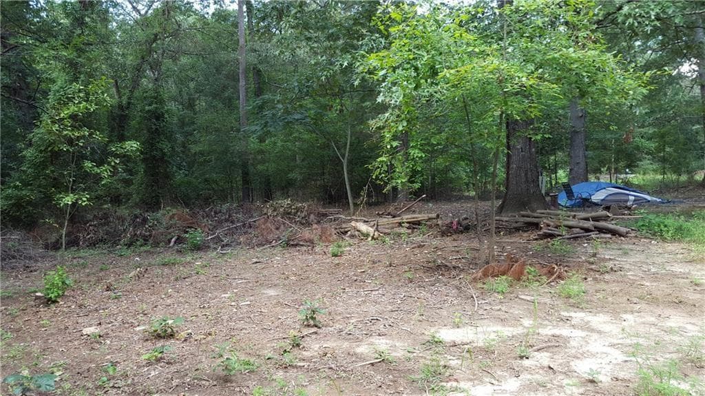 3 bedroom, 1 bathroom, 1,191 sq ft single family residence under contract at 12410 Morris Road, Alpharetta, GA 30005 — photo 2