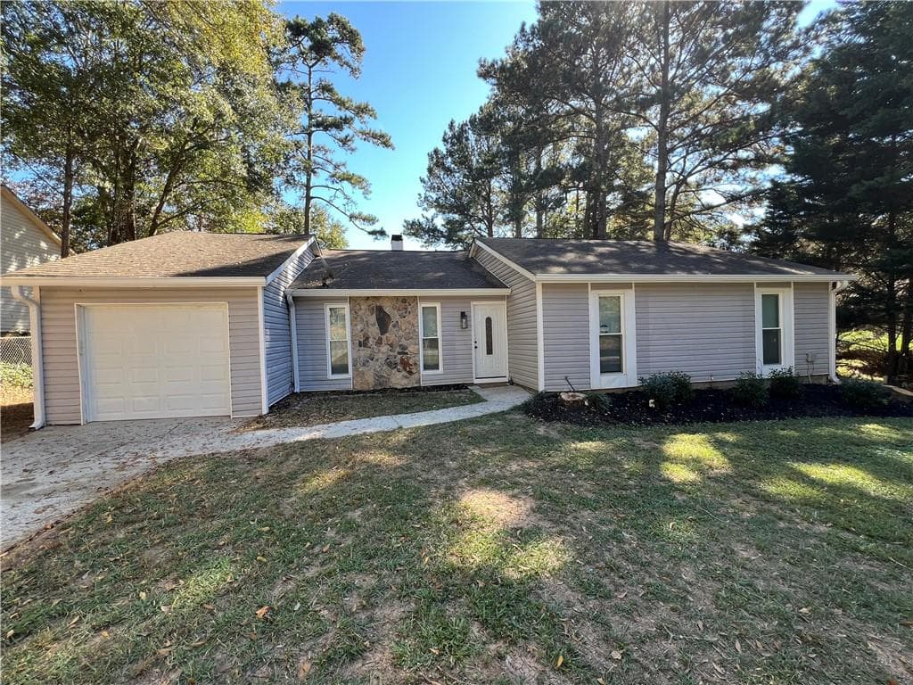 5712 Wesson Drive, Ellenwood, GA 30294 — most recent listing photo