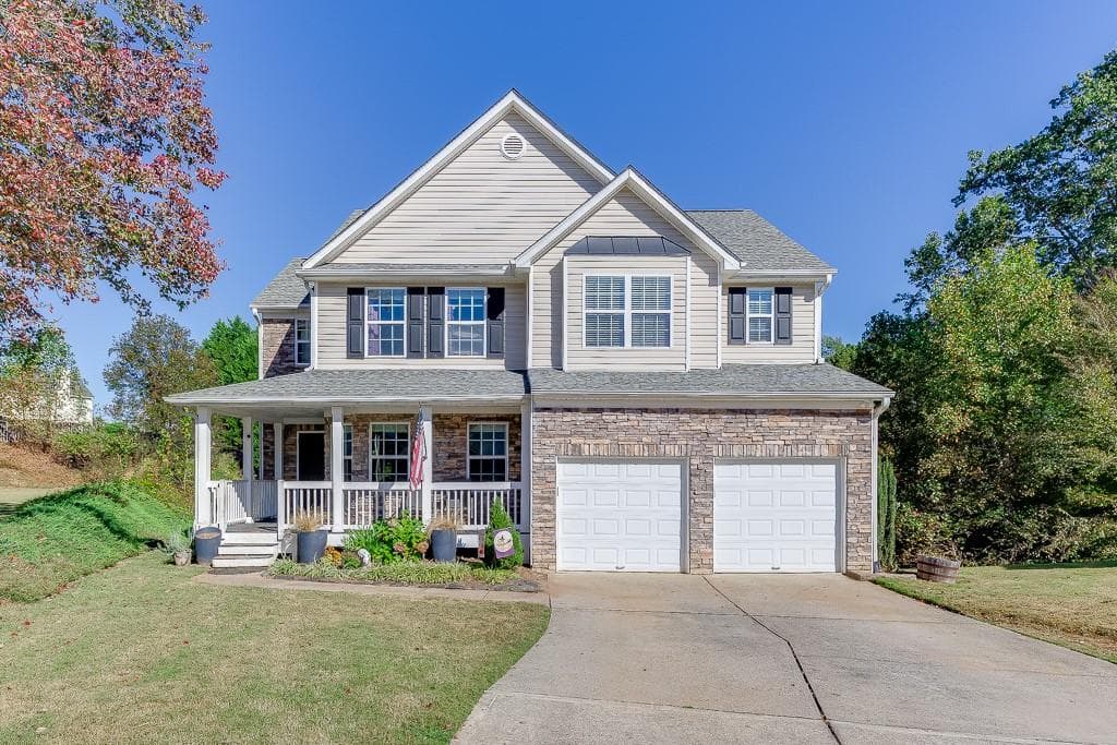 812 Holly Meadow Drive, Buford, GA 30518 — most recent listing photo