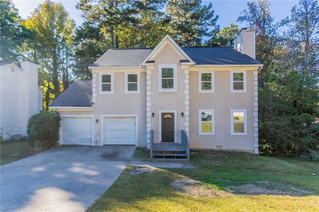 4 bedroom, 3 bathroom, 1,772 sq ft single family residence sold at 910 Forest Path, Stone Mountain, GA 30088