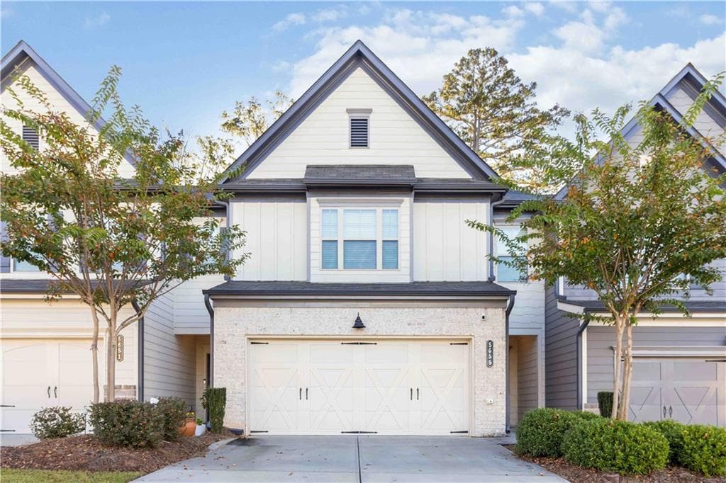 5655 Parkview Lane, Flowery Branch, GA 30542 — most recent listing photo