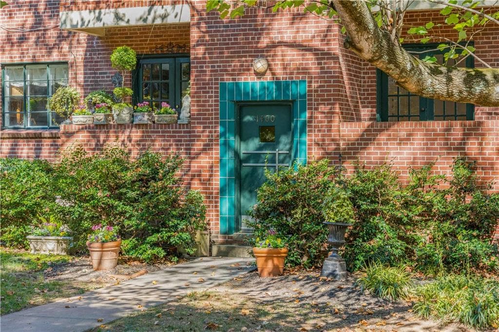 1400 Chalmette Drive 4, Atlanta, GA 30306 — most recent listing photo