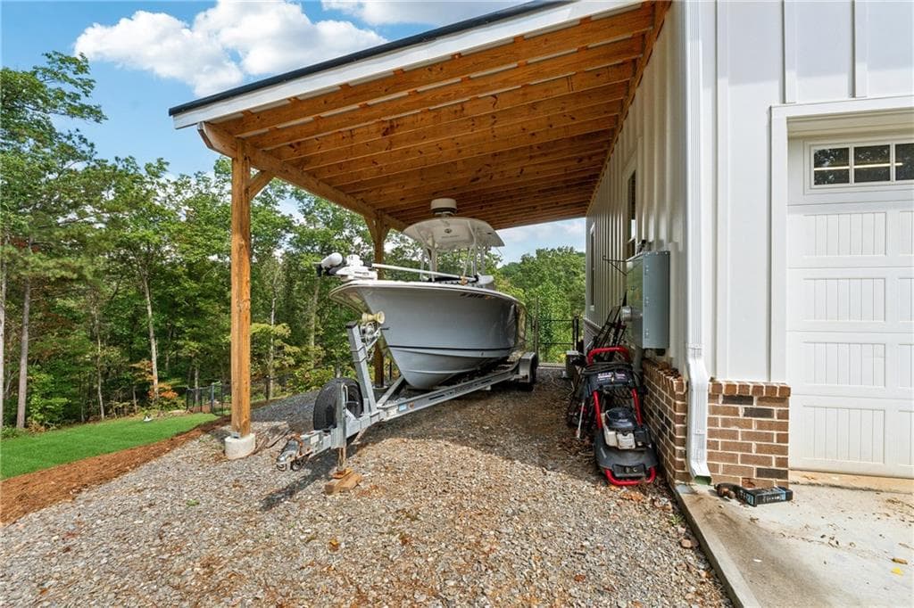 5 bedroom, 5 bathroom, 6,094 sq ft single family residence for sale at 38 Mountain Ridge Road, White, GA 30184 — photo 6