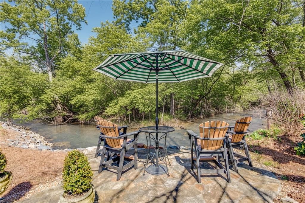 4 bedroom, 3 bathroom, 3,602 sq ft single family residence under contract at 3349 Whitepath Road, Ellijay, GA 30540 — photo 4