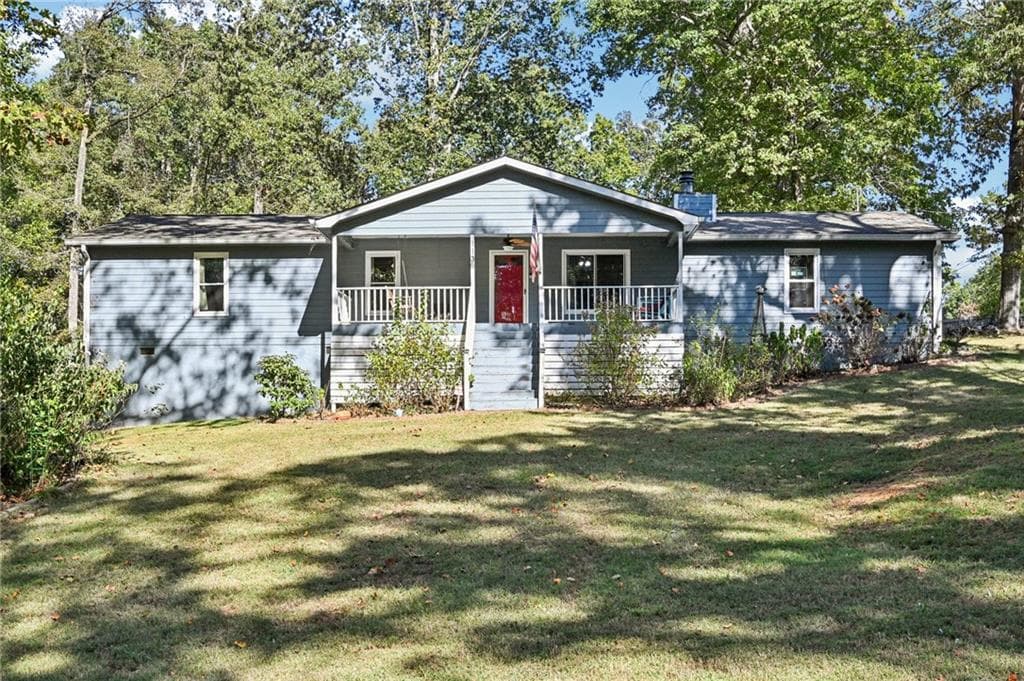 1135 W Roberts Drive, Sugar Hill, GA 30518 — most recent listing photo