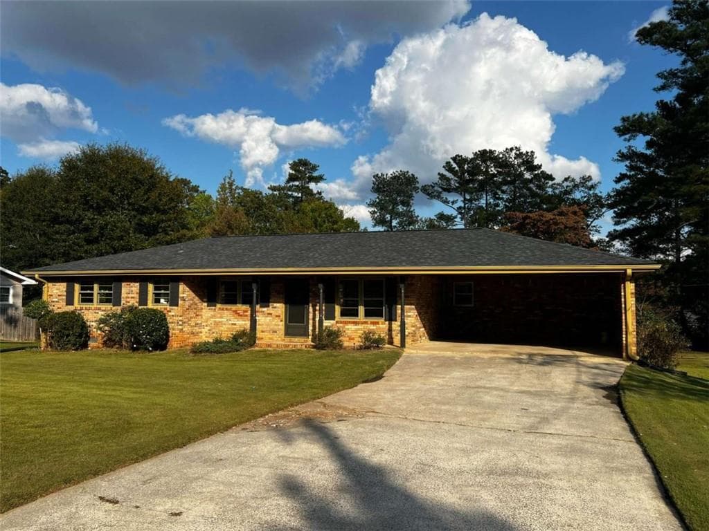 3909 Summit Drive, Douglasville, GA 30135 — most recent listing photo