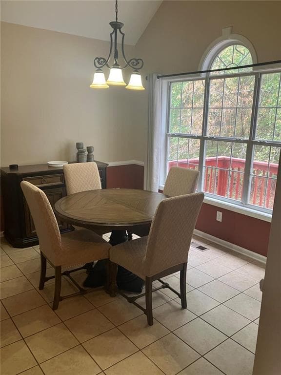 3 bedroom, 2 bathroom, 3,954 sq ft single family residence under contract at 4290 McClanes Court, Conyers, GA 30094 — photo 9