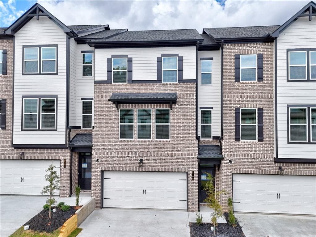 5705 Urban Village Way 31, Tucker, GA 30084 — most recent listing photo