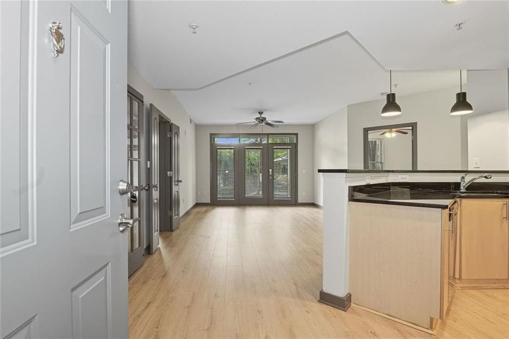 2 bedroom, 2 bathroom, 1,263 sq ft condominium sold at 390 17th Street 2012, Atlanta, GA 30363