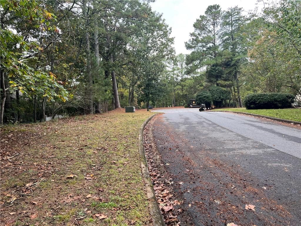single family residence for sale at 0 SPYGLASS BLUFF Drive, Johns Creek, GA 30022 — photo 4
