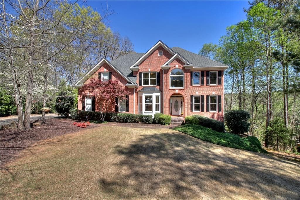 5 bedroom, 4,412 sq ft single family residence sold at 602 Bentley Falls Court, Canton, GA 30114