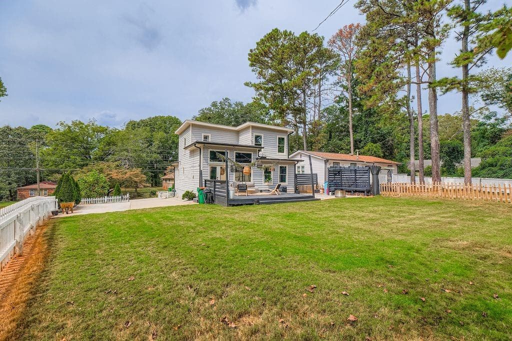 539 Glendale Road, Scottdale, GA 30079 — most recent listing photo