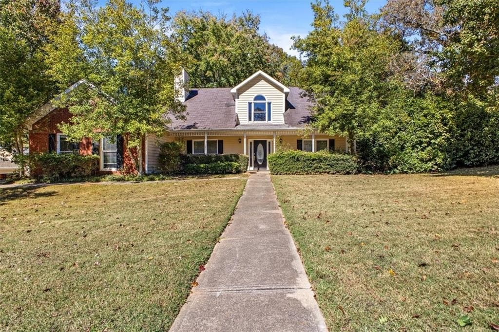 3 bedroom, 3 bathroom, 1,705 sq ft single family residence sold at 2540 Fortune Drive, Dacula, GA 30019
