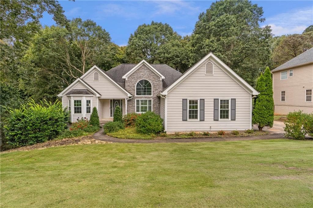 1330 Smoke Hill Drive, Hoschton, GA 30548 — most recent listing photo