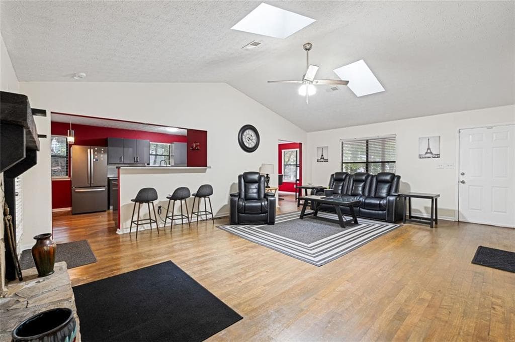 3 bedroom, 2 bathroom, 1,817 sq ft single family residence for sale at 5192 MAINSTREET PARK Drive, Stone Mountain, GA 30088 — photo 8