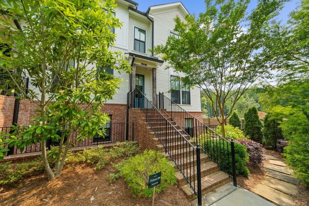 219 Phillips Ln, Alpharetta, GA 30009 — most recent listing photo