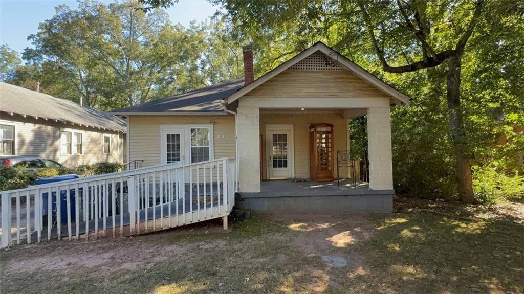2 bedroom, 1 bathroom, 1,326 sq ft single family residence sold at 1929 TROTTI Street, Atlanta, GA 30317