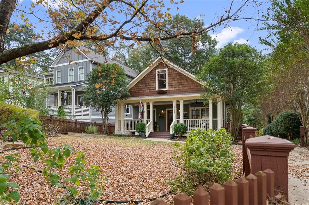 2537 Creekwood Terrace, Decatur, GA 30030 — most recent listing photo