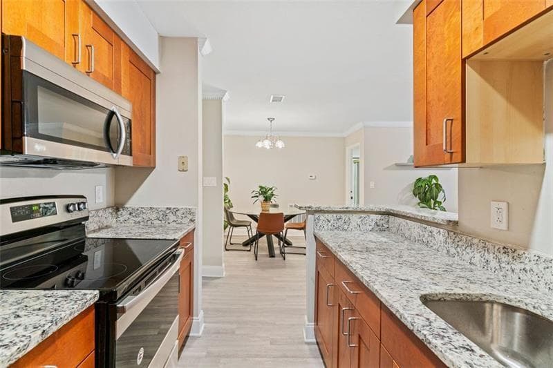 2 bedroom, 3 bathroom, 1,249 sq ft condominium for sale at 4106 PINE HEIGHTS Drive, Atlanta, GA 30324 — photo 10