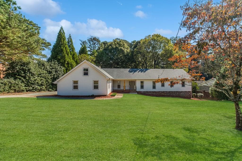 2595 Arldowne Drive, Tucker, GA 30084 — most recent listing photo