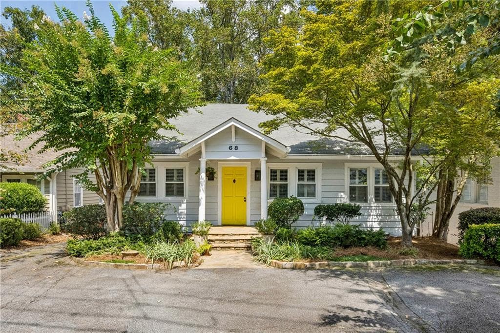 4 bedroom, 3 bathroom, 2,540 sq ft single family residence sold at 68 Peachtree Hills Avenue, Atlanta, GA 30305