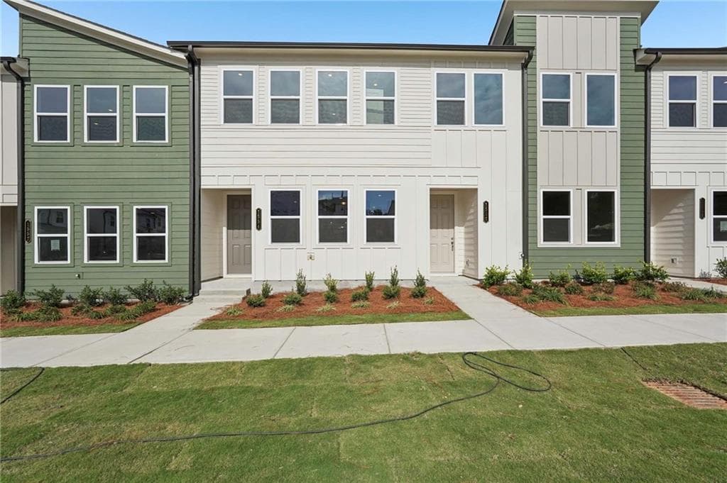 3 bedroom, 3 bathroom, 1,507 sq ft townhouse sold at 1556 Bryson Drive, Atlanta, GA 30318