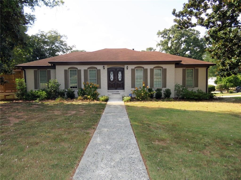 203 Angla Drive, Smyrna, GA 30082 — most recent listing photo