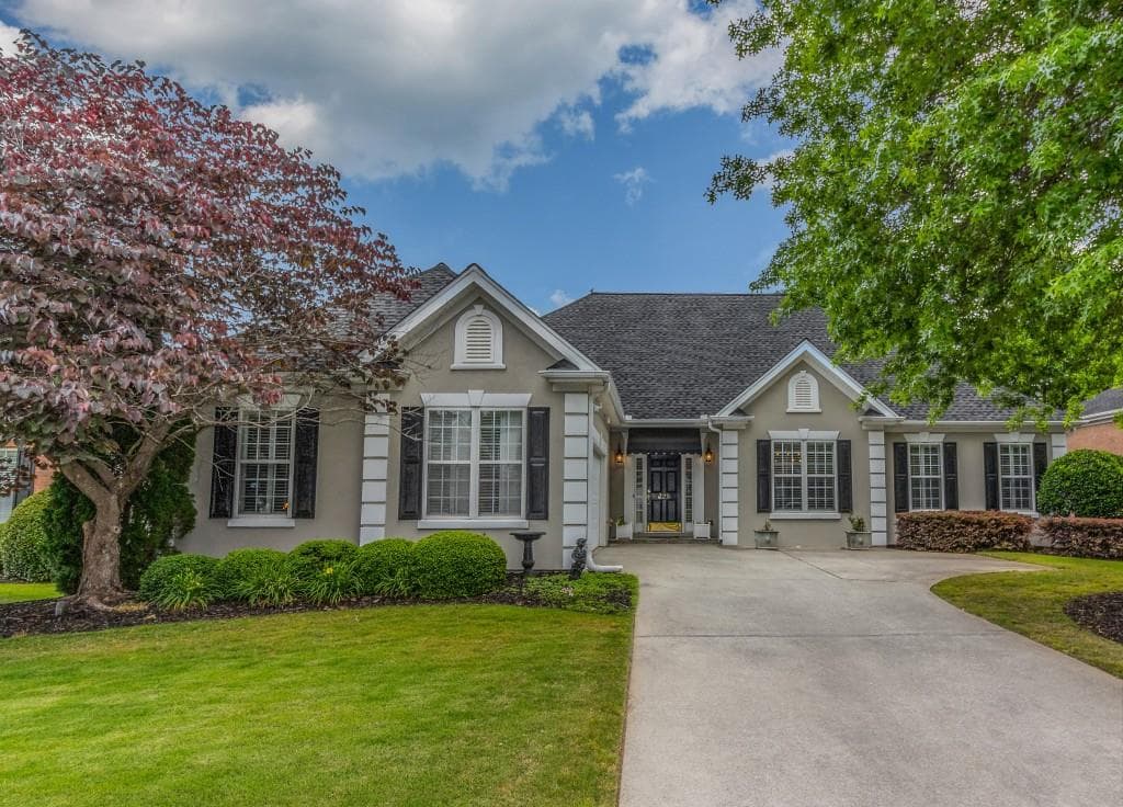 625 Mae Lane, Alpharetta, GA 30004 — most recent listing photo