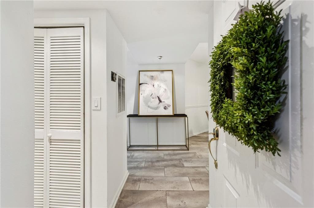 1 Biscayne Drive 112, Atlanta, GA 30309 — most recent listing photo